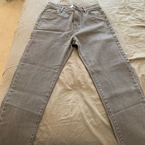 Grey Oak + Fort Jeans